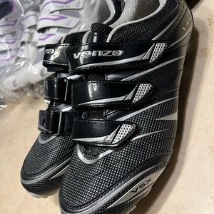 New men’s venzo mountain bike shoes 🚵‍♀️